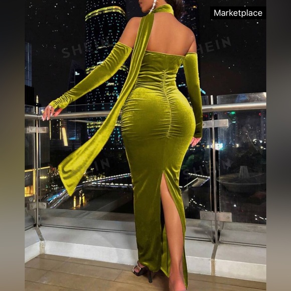 Green dress - Picture 2 of 2